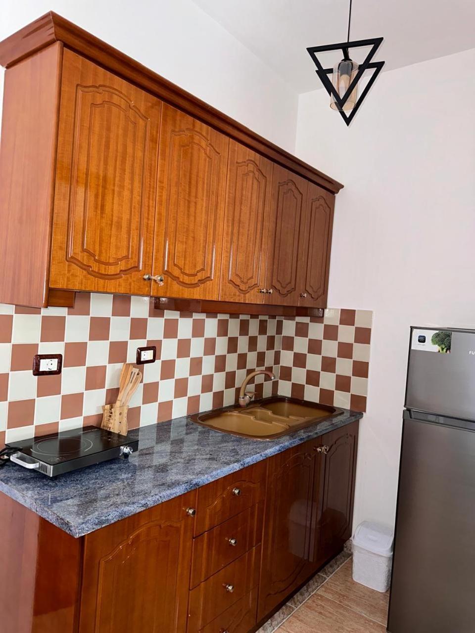 סרנדה Kenza Apartments מראה חיצוני תמונה